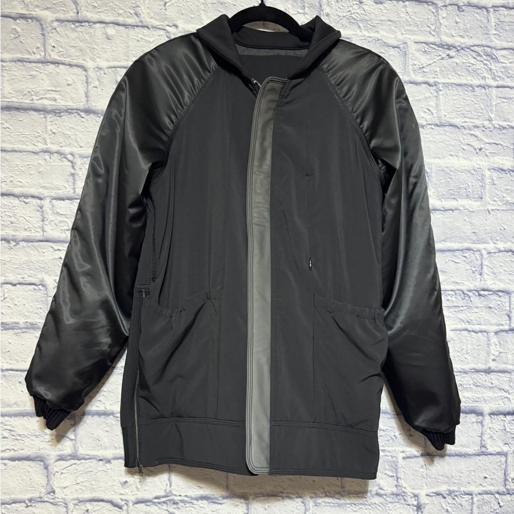 Lululemon Both Ways Bomber
Heathered Black / Black 10/12 - Picture 5 of 16
